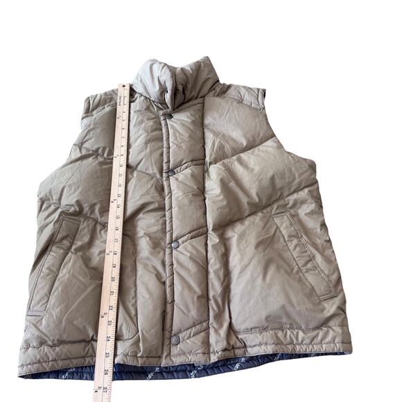 St. John’s bay neutral down filled puffer vest size large - Picture 2 of 5